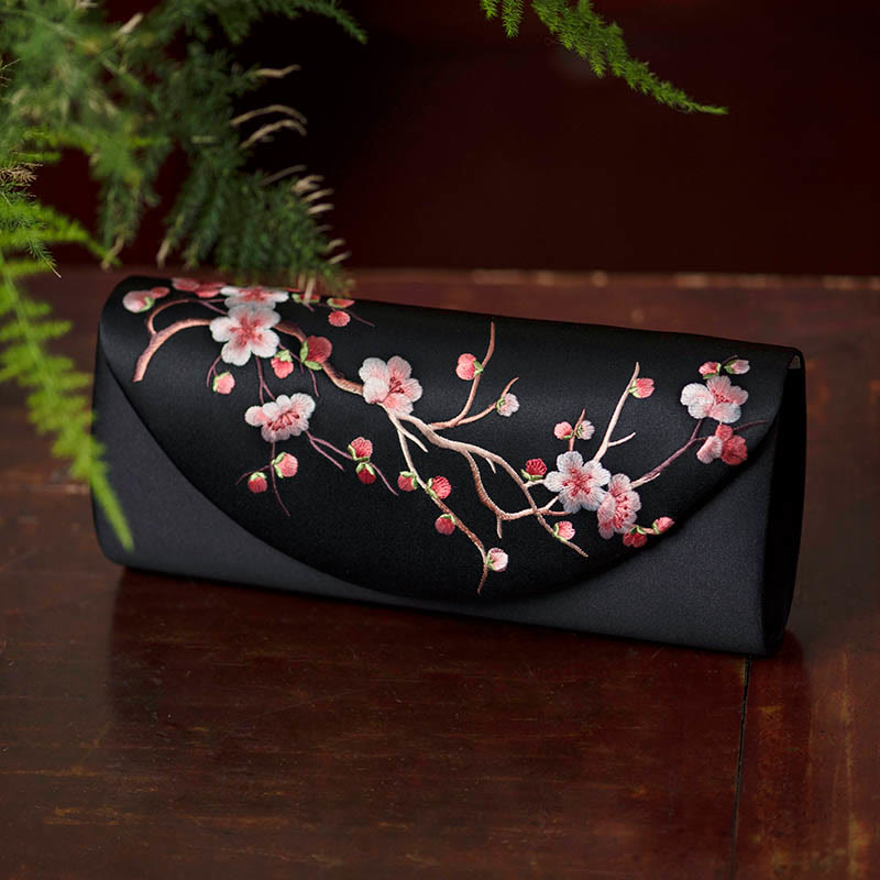 Plum Blossom Tulip Embroidered Handbag | Spiritual Jewelry