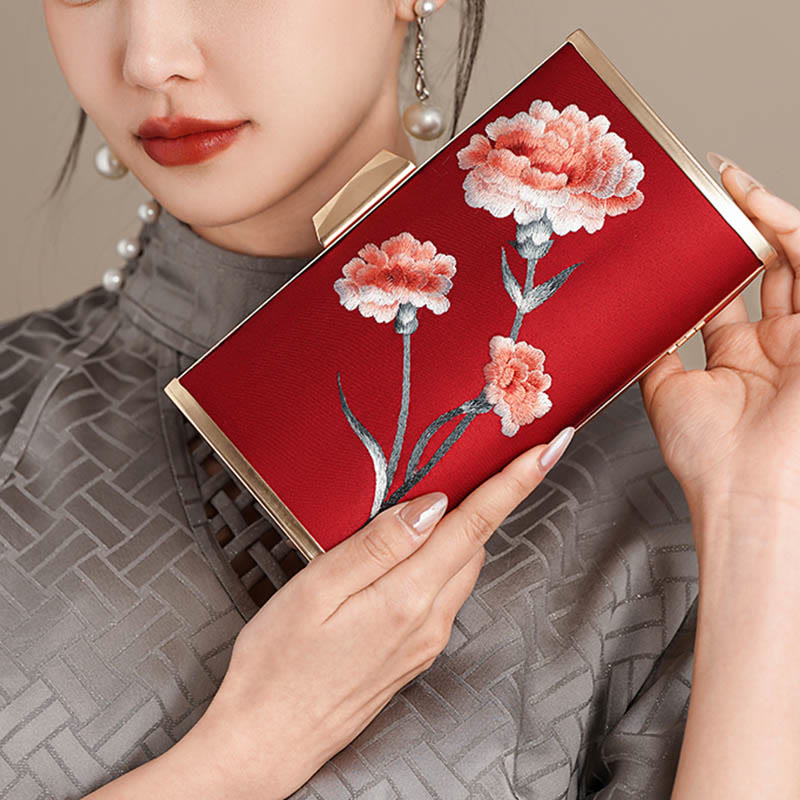 Embroidery Carnation Crossbody Bag 20cm | Elegant Floral Design