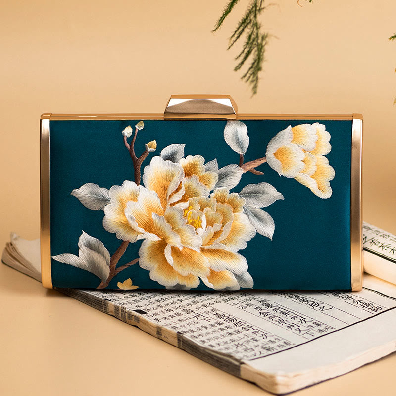 Embroidery Carnation Crossbody Bag 20cm | Elegant Floral Design