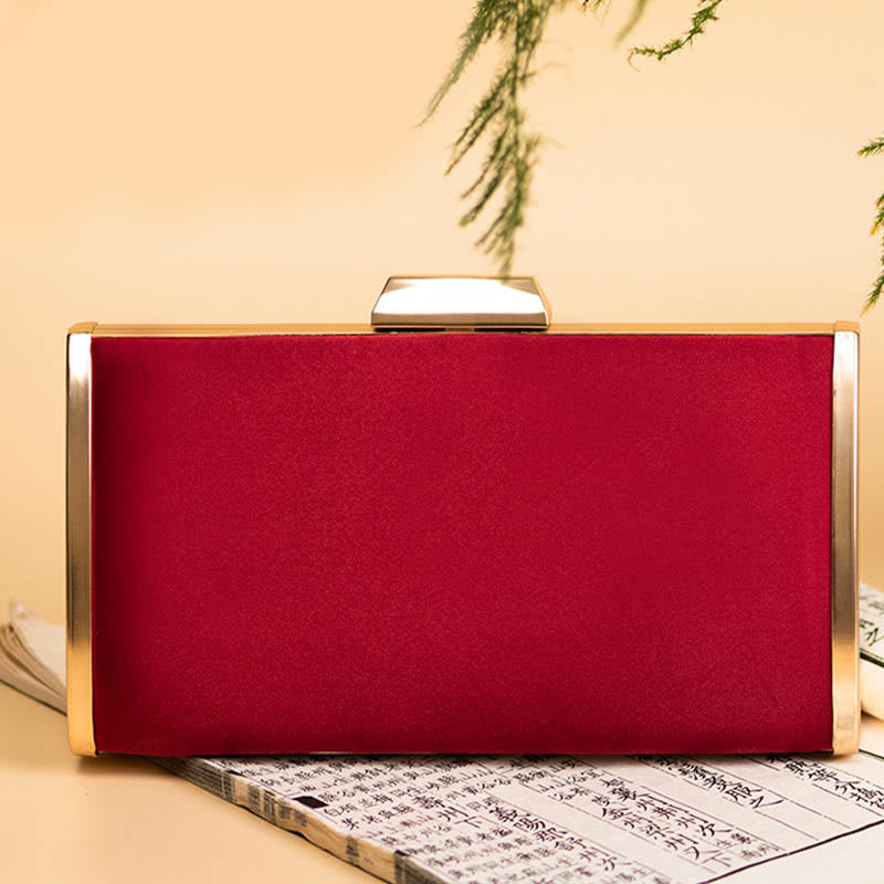 Embroidery Carnation Crossbody Bag 20cm | Elegant Floral Design