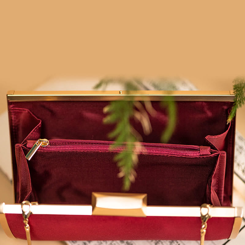 Embroidery Carnation Crossbody Bag 20cm | Elegant Floral Design