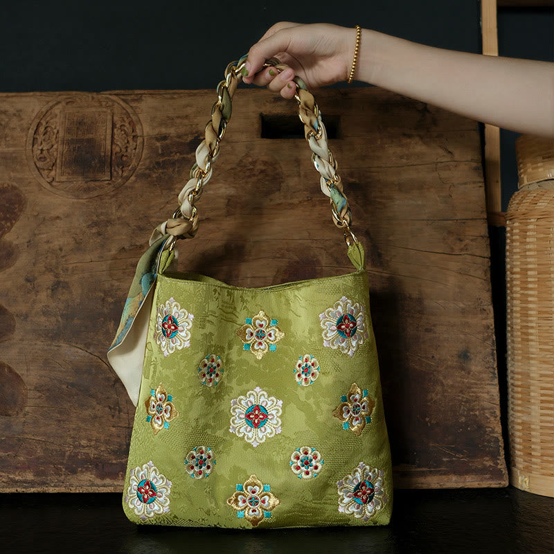 Satin Su Embroidered Crossbody Bag in Green – Elegant Yoga Tote