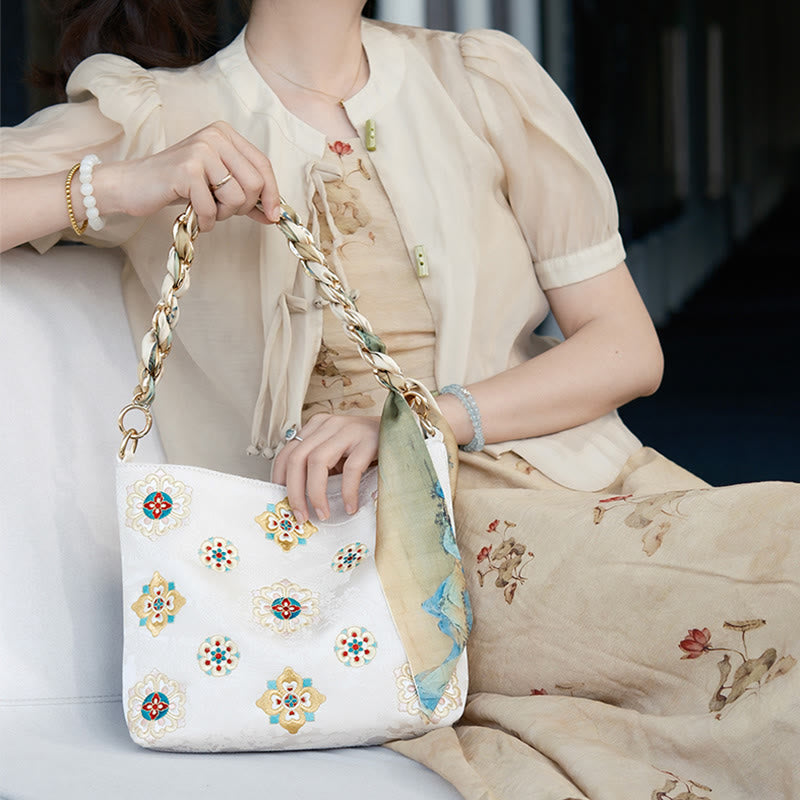 Satin Su Embroidered Crossbody Bag in Green – Elegant Yoga Tote