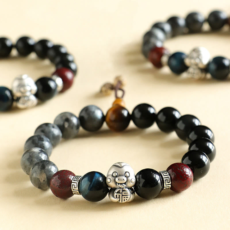 Black Onyx Fu Character Protection Bracelet