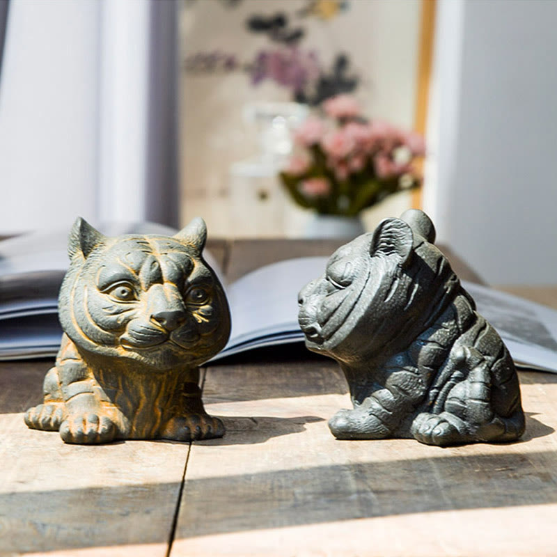 Handmade 9cm Tiger Iron Powder Spiritual Statue