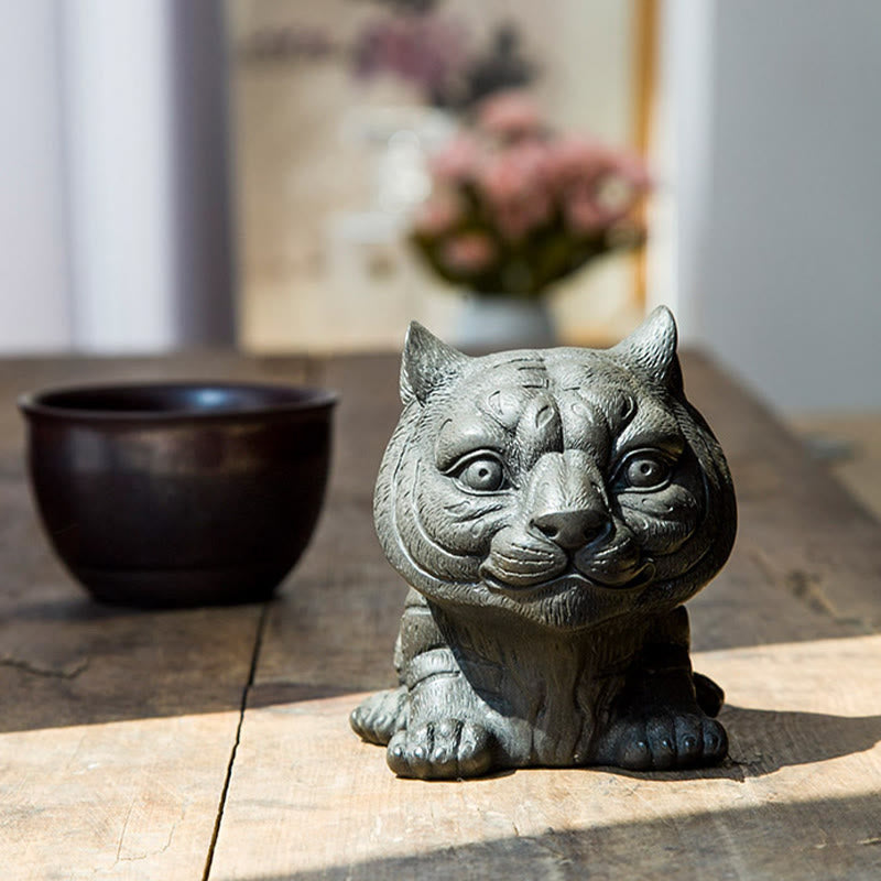 Handmade 9cm Tiger Iron Powder Spiritual Statue