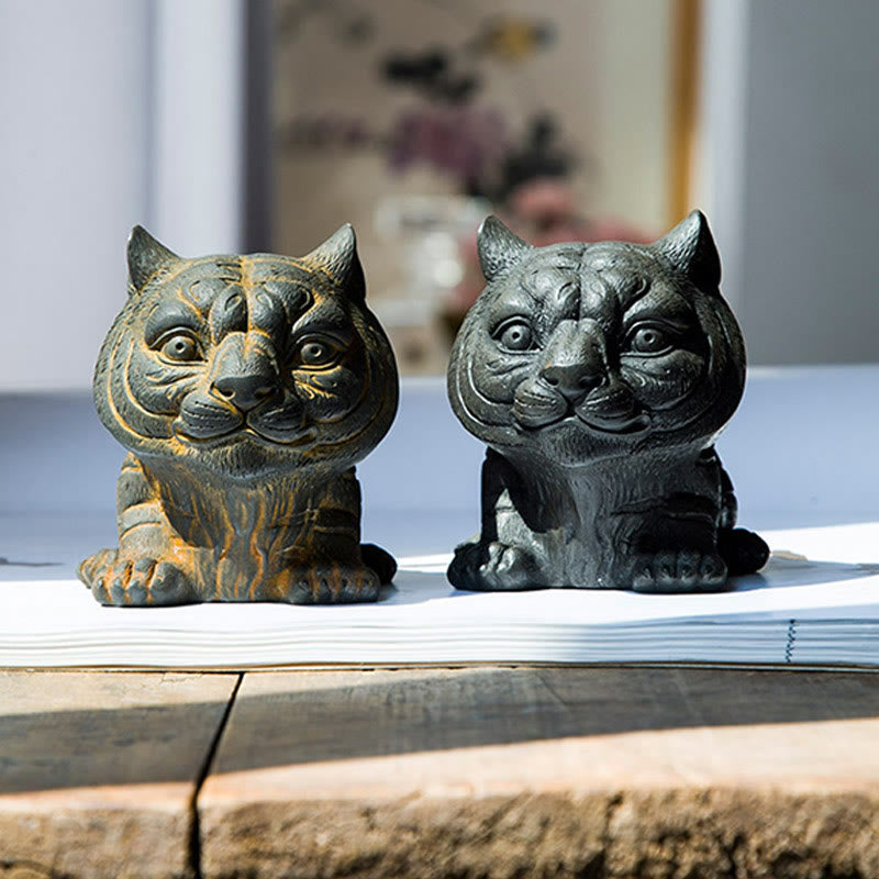 Handmade 9cm Tiger Iron Powder Spiritual Statue