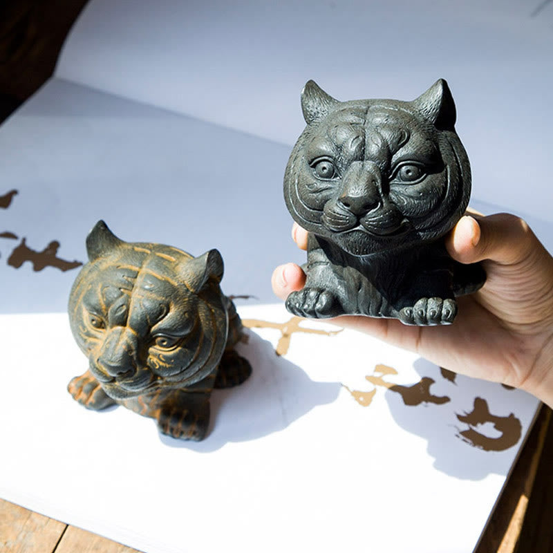Handmade 9cm Tiger Iron Powder Spiritual Statue