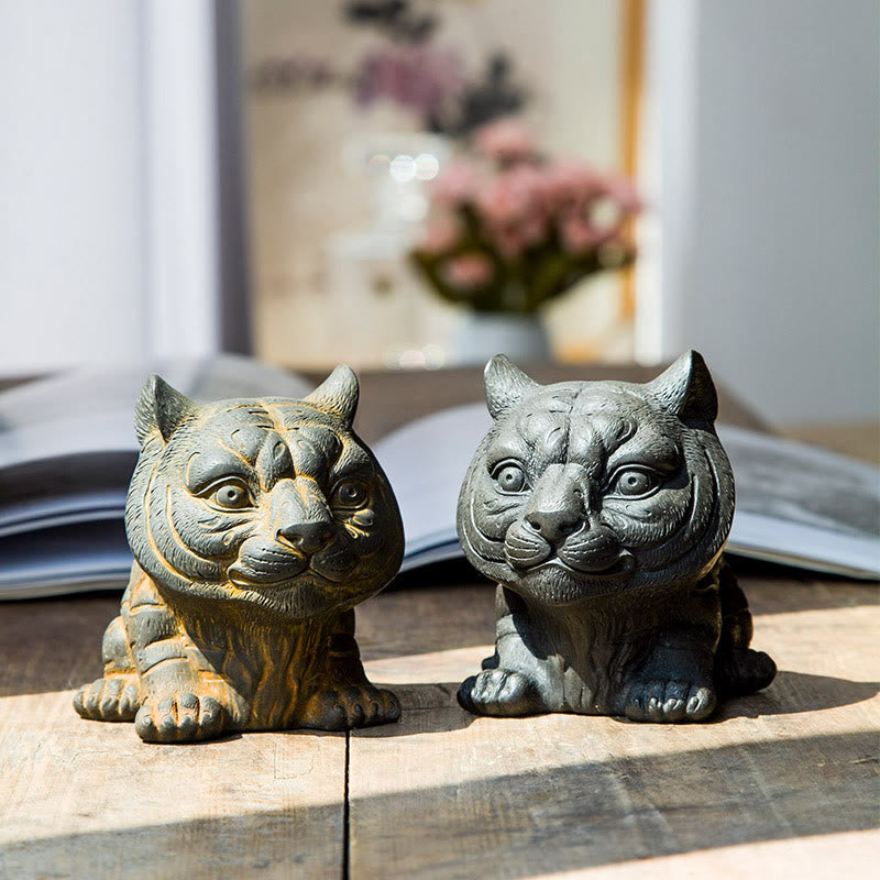Handmade 9cm Tiger Iron Powder Spiritual Statue