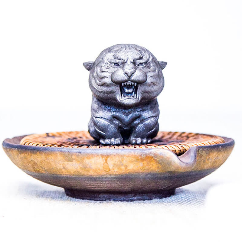 7.5cm Mini Roaring Tiger Iron Powder Resin Statue