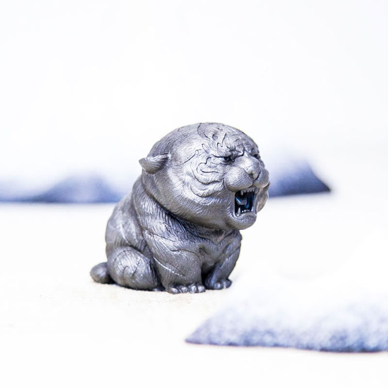 7.5cm Mini Roaring Tiger Iron Powder Resin Statue