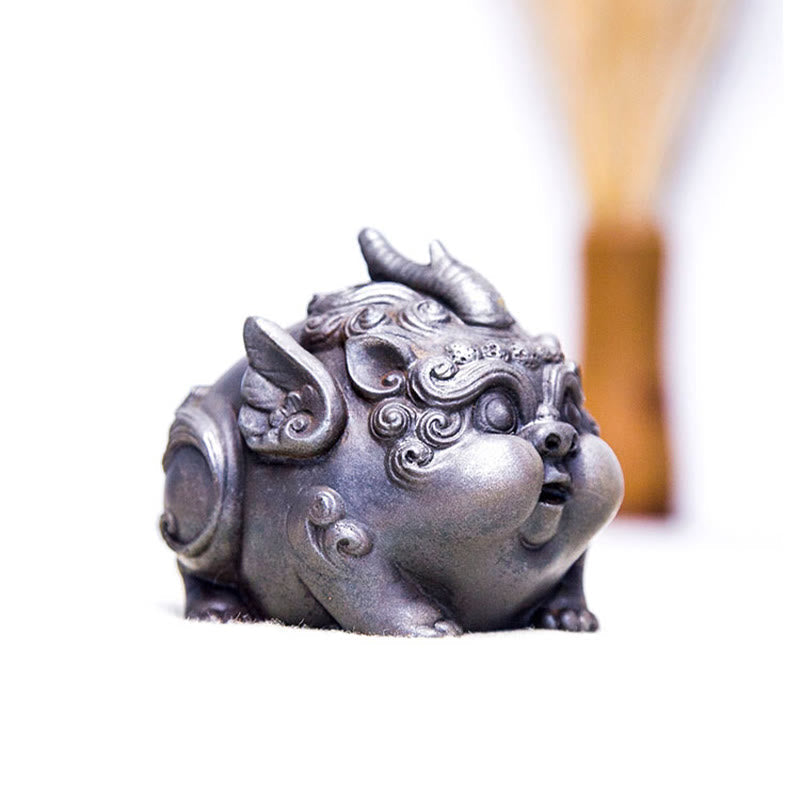 9cm Handmade PiXiu Wealth Statue Iron Powder Resin Sculpture