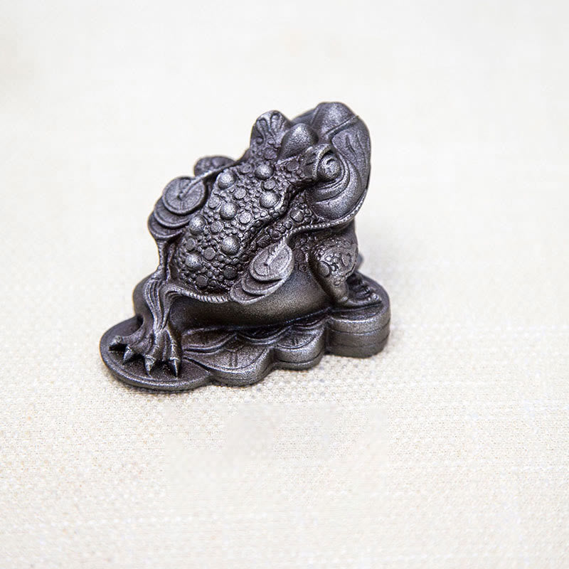6cm Feng Shui Frog Statue with Copper Coins for Prosperity