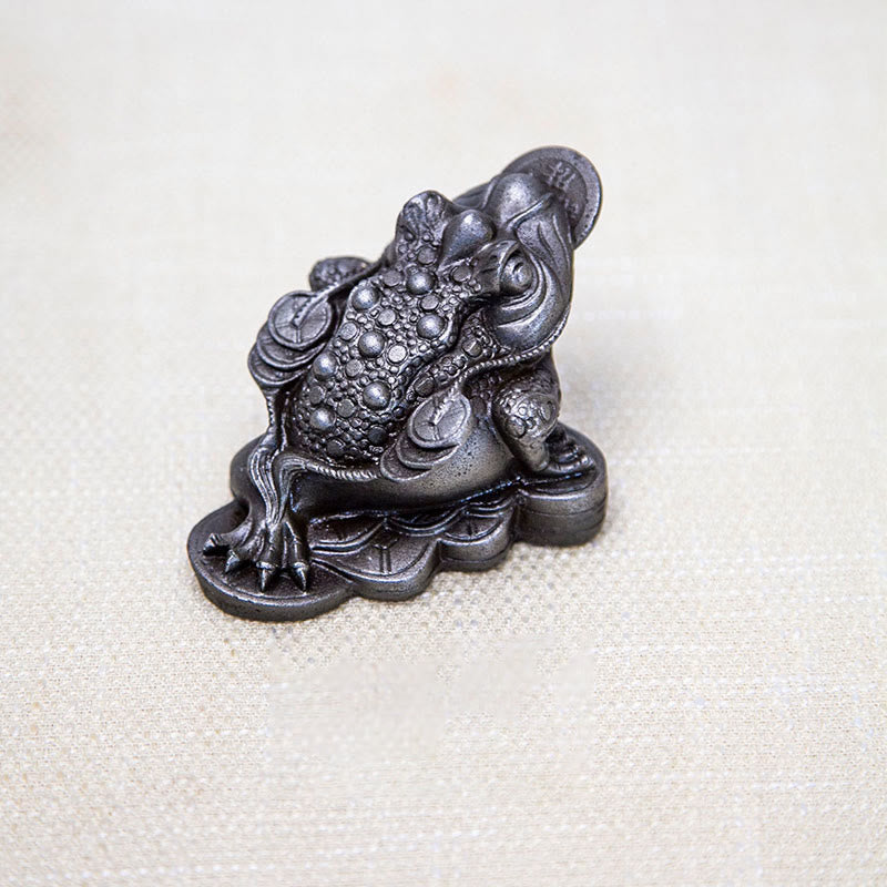 6cm Feng Shui Frog Statue with Copper Coins for Prosperity