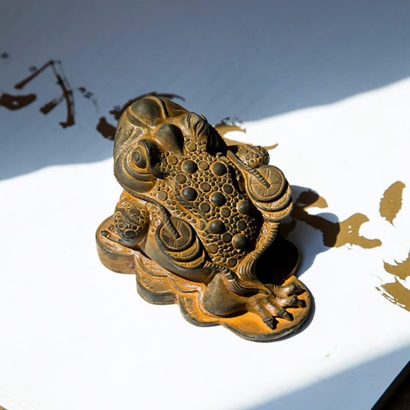 6cm Feng Shui Frog Statue with Copper Coins for Prosperity