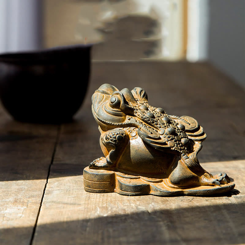 6cm Feng Shui Frog Statue with Copper Coins for Prosperity