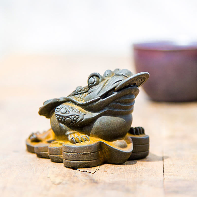 6cm Feng Shui Frog Statue with Copper Coins for Prosperity
