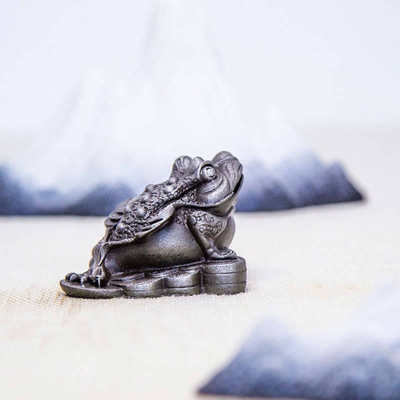 6cm Feng Shui Frog Statue with Copper Coins for Prosperity