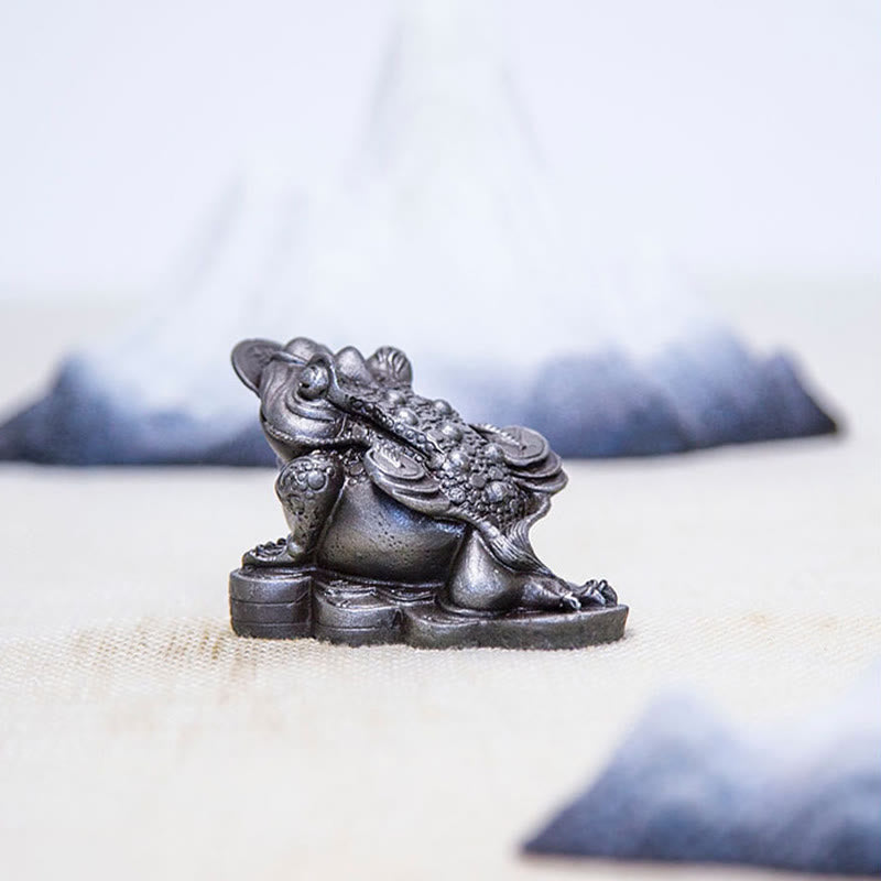 6cm Feng Shui Frog Statue with Copper Coins for Prosperity