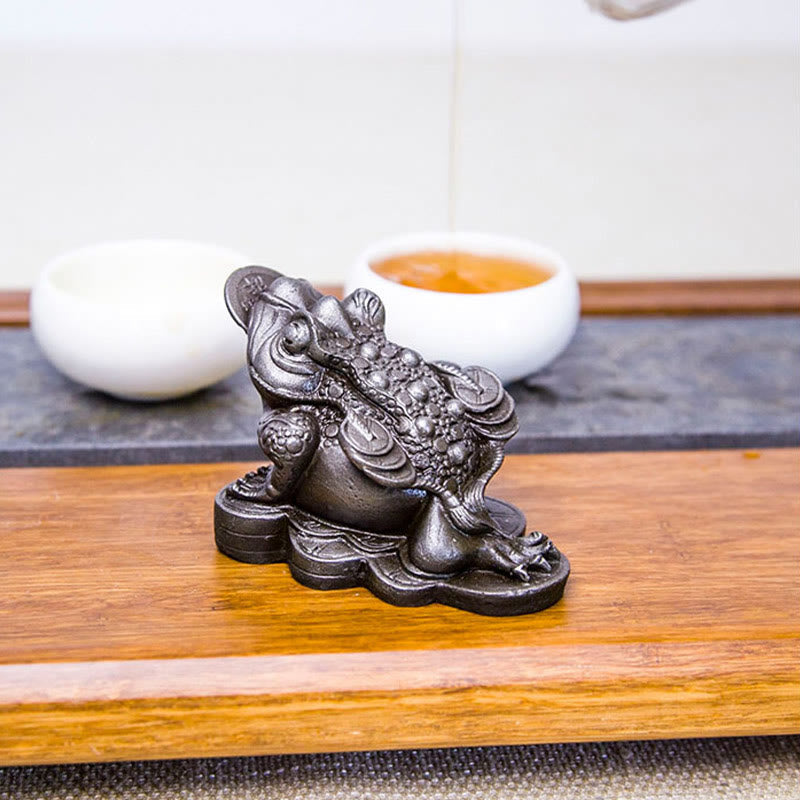 6cm Feng Shui Frog Statue with Copper Coins for Prosperity