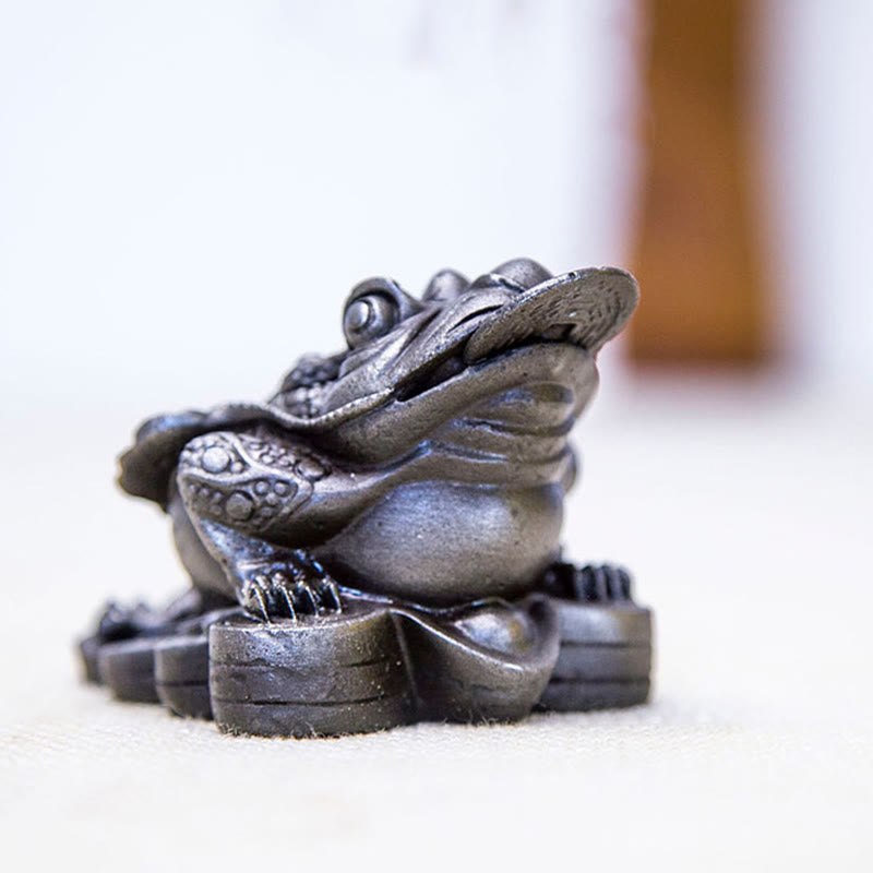 6cm Feng Shui Frog Statue with Copper Coins for Prosperity