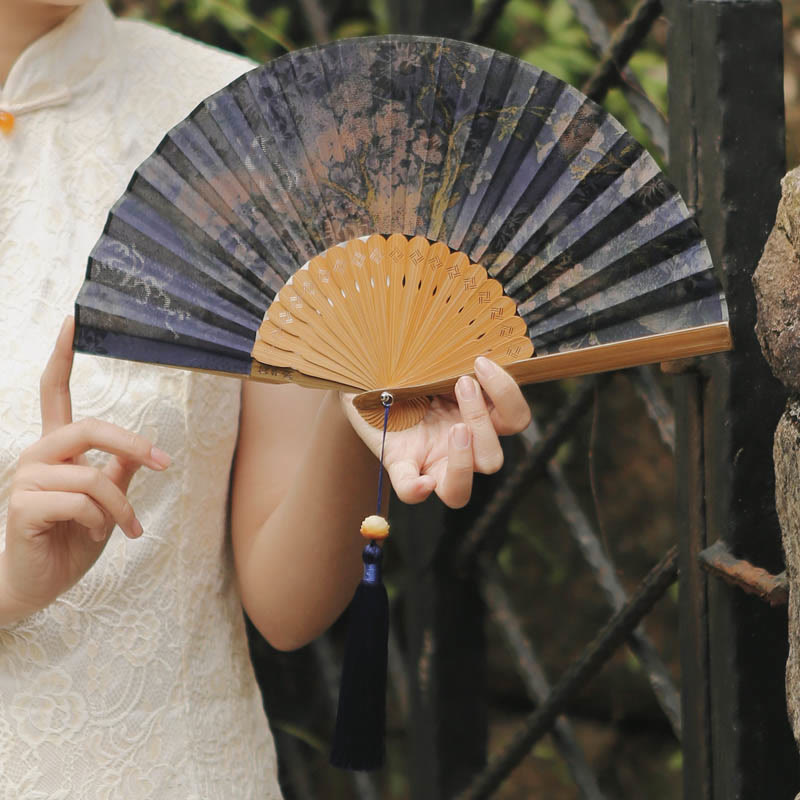 21cm Chinese Folding Fan with Xiangyunsha Silk and Bamboo