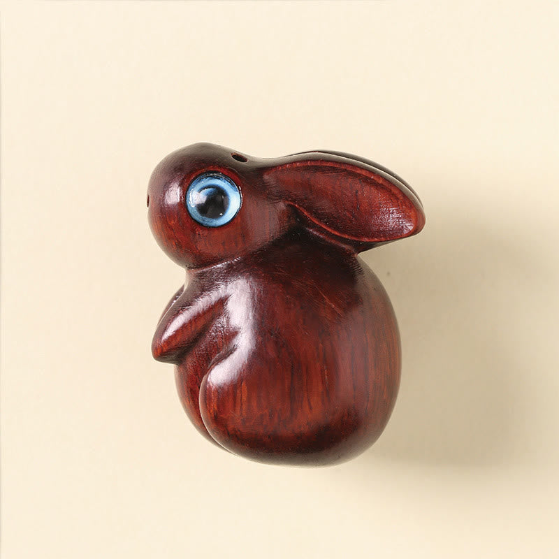 3.6cm Small Leaf Red and Green Sandalwood Lucky Rabbit Zen Decor