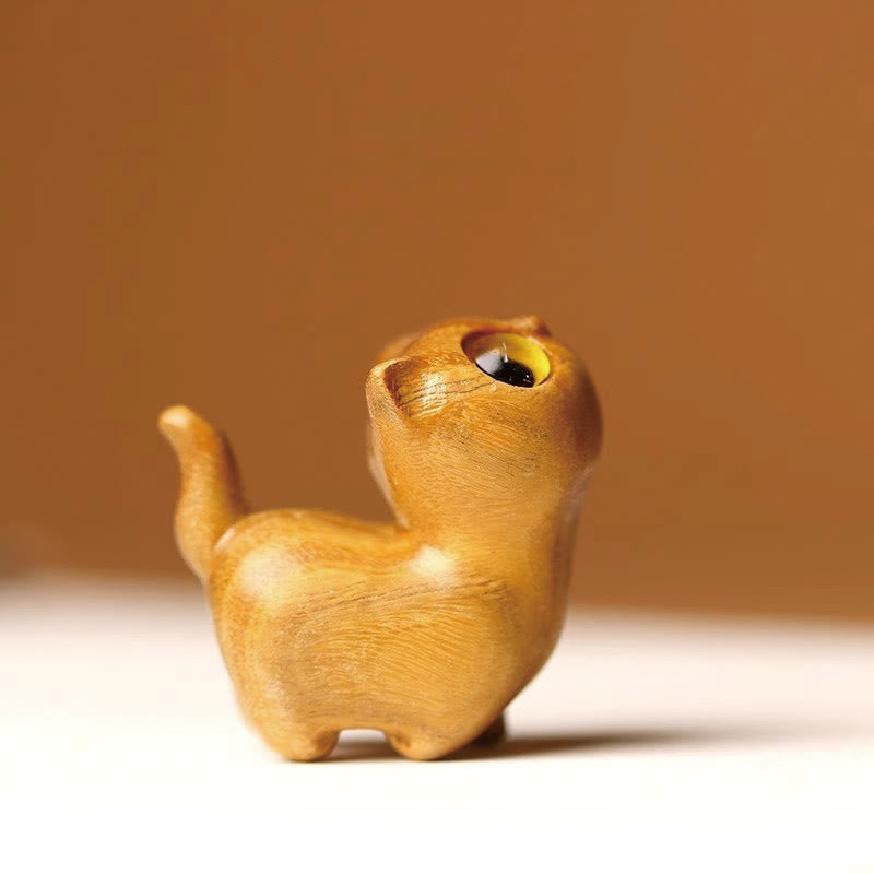 Green Sandalwood Lucky Cat Figurine for Positive Energy