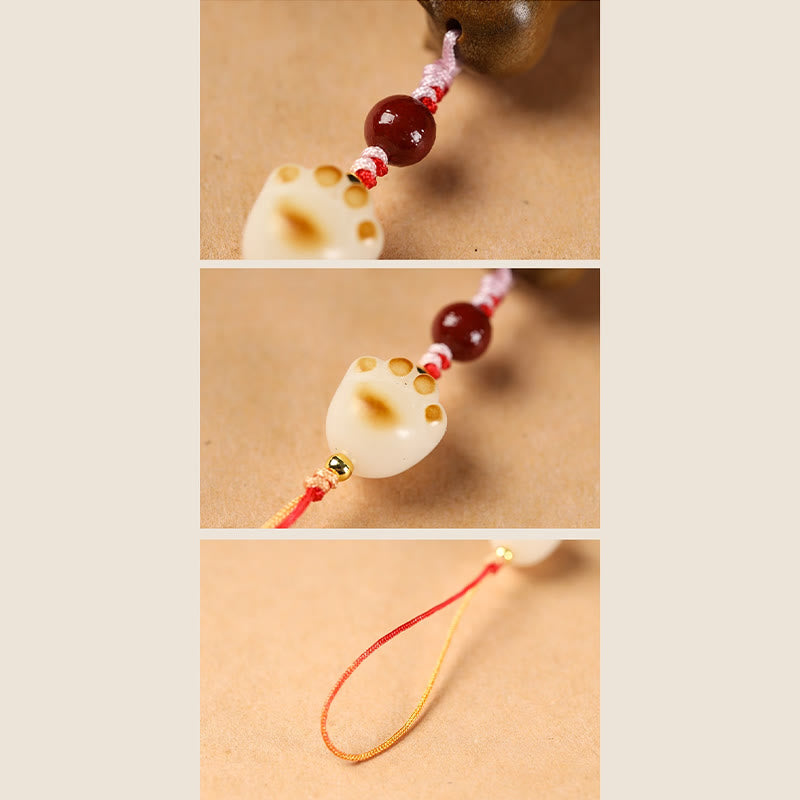 Small Leaf Red Sandalwood Soothing Cat Decoration 11cm