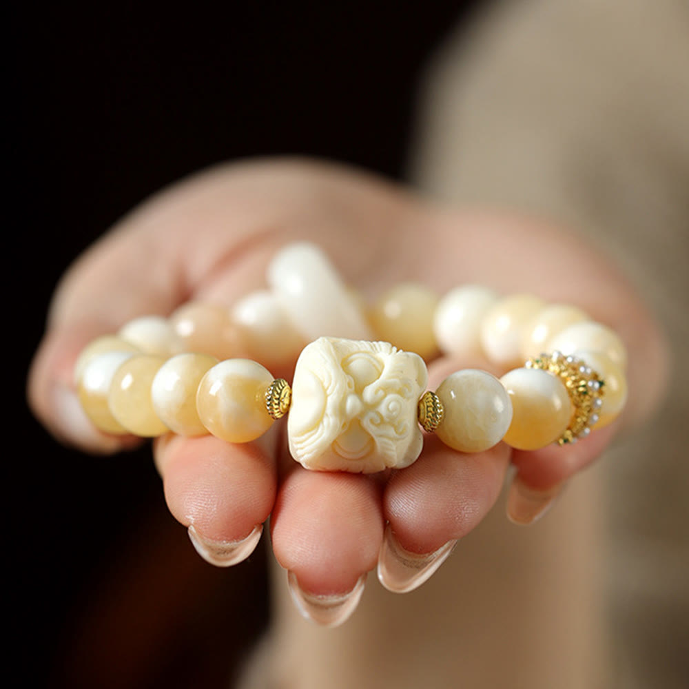 Ivory Fruit Amber Gray Agate Bracelet for Confidence