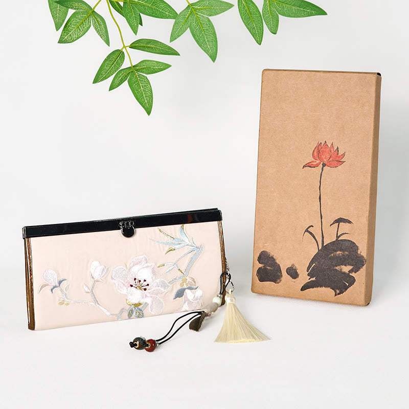 Spiritual Magnolia Embroidered Wallet | Large Capacity Purse