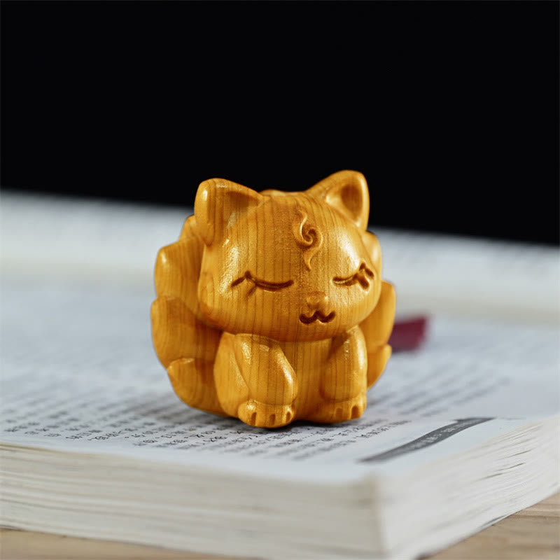 Mini Thuja Sutchuenensis Wood Nine-Tailed Fox Figurine for Spiritual Protection
