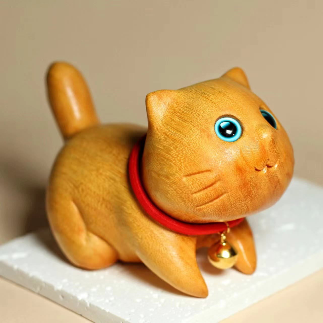 Sandalwood Mini Lucky Cat Figurine 6cm
