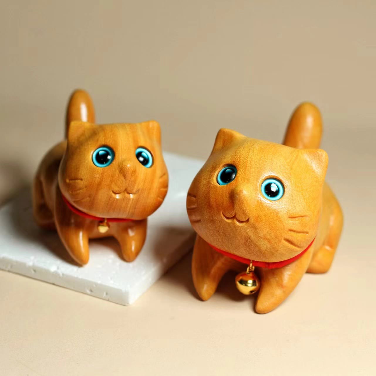 Sandalwood Mini Lucky Cat Figurine 6cm