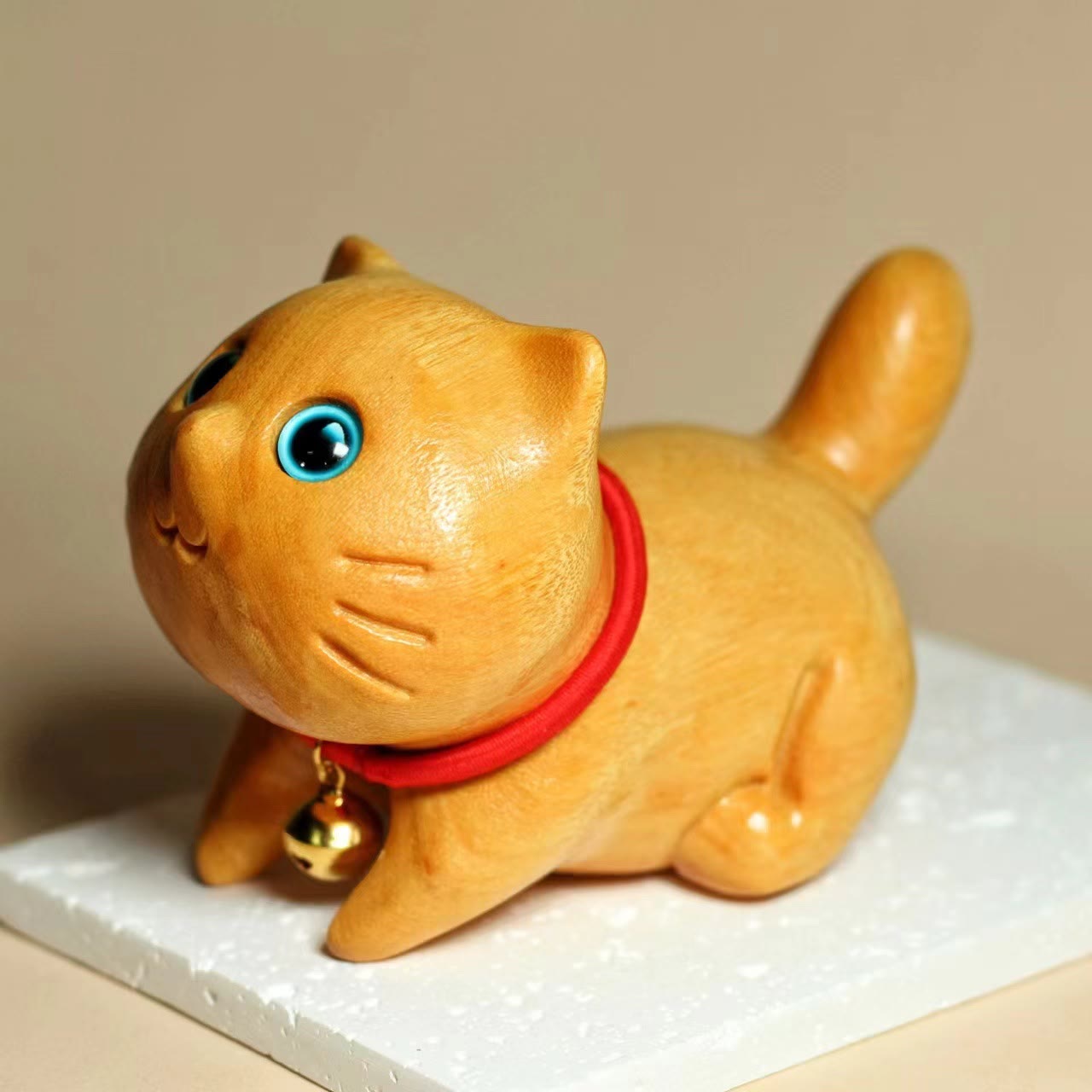 Sandalwood Mini Lucky Cat Figurine 6cm