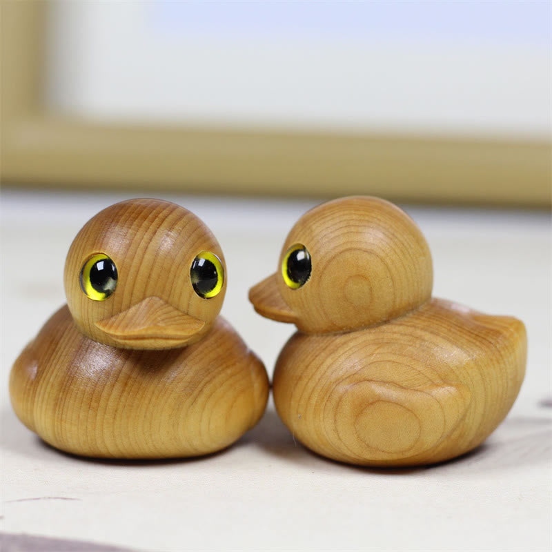 Thuja Sutchuenensis Wood Tiny Duck Statue for Prosperity & Purity