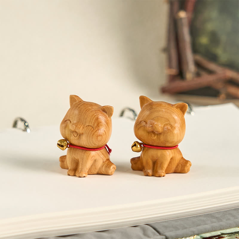 Mini Thuja Sutchuenensis Wood Dog Statue Spiritual Figurine