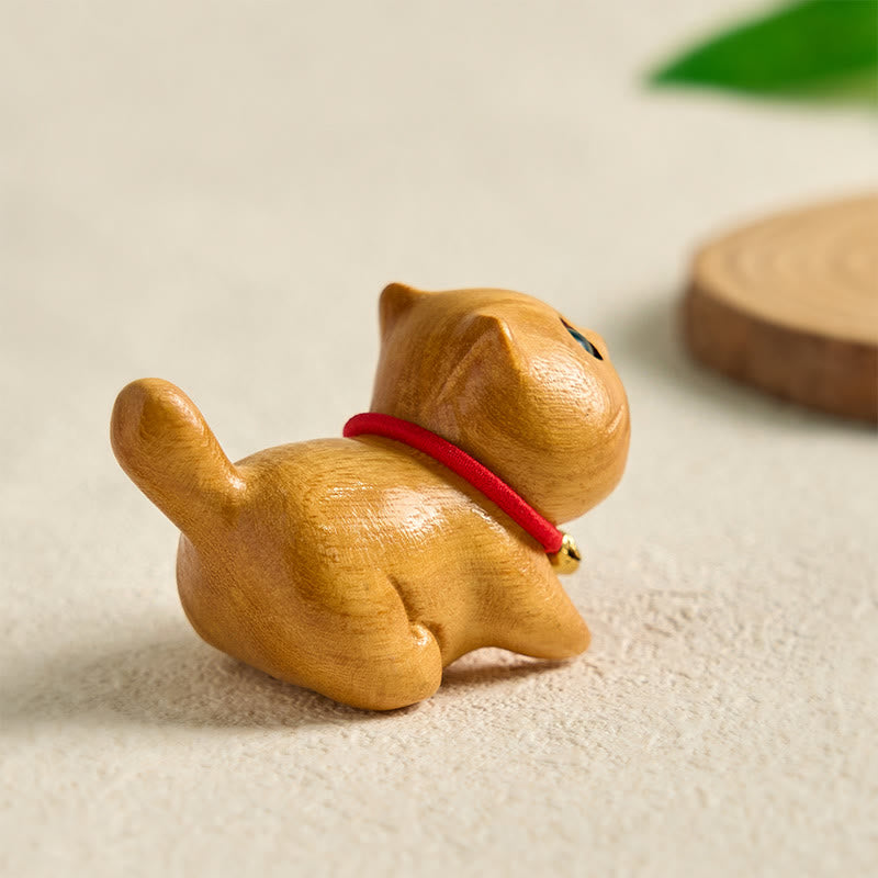Sandalwood Mini Lucky Cat Figurine 6cm