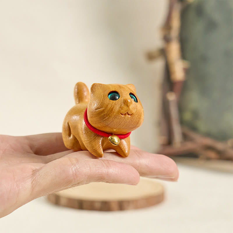 Sandalwood Mini Lucky Cat Figurine 6cm