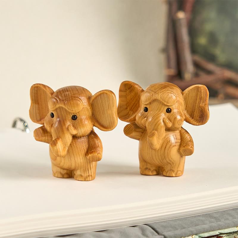 Mini Sandalwood Elephant Carved Healing Decoration