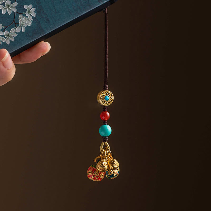 Gold Swallowing Beast Family Luck Key Chain for Spiritual Wealth