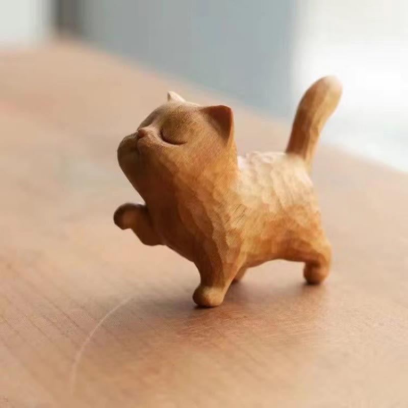 6cm Thuja Sutchuenensis & Boxwood Cat Figurine for Prosperity & Grounding