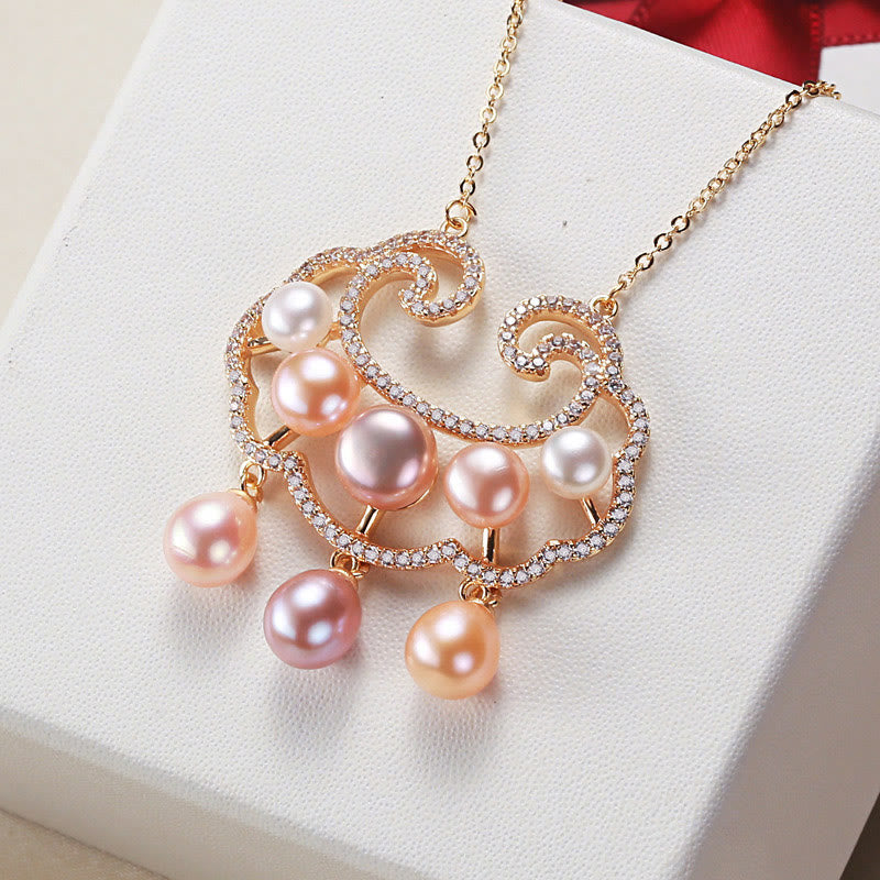 18K Gold Plated Pearl Necklace with Chinese Lock Charm for Sincerity
