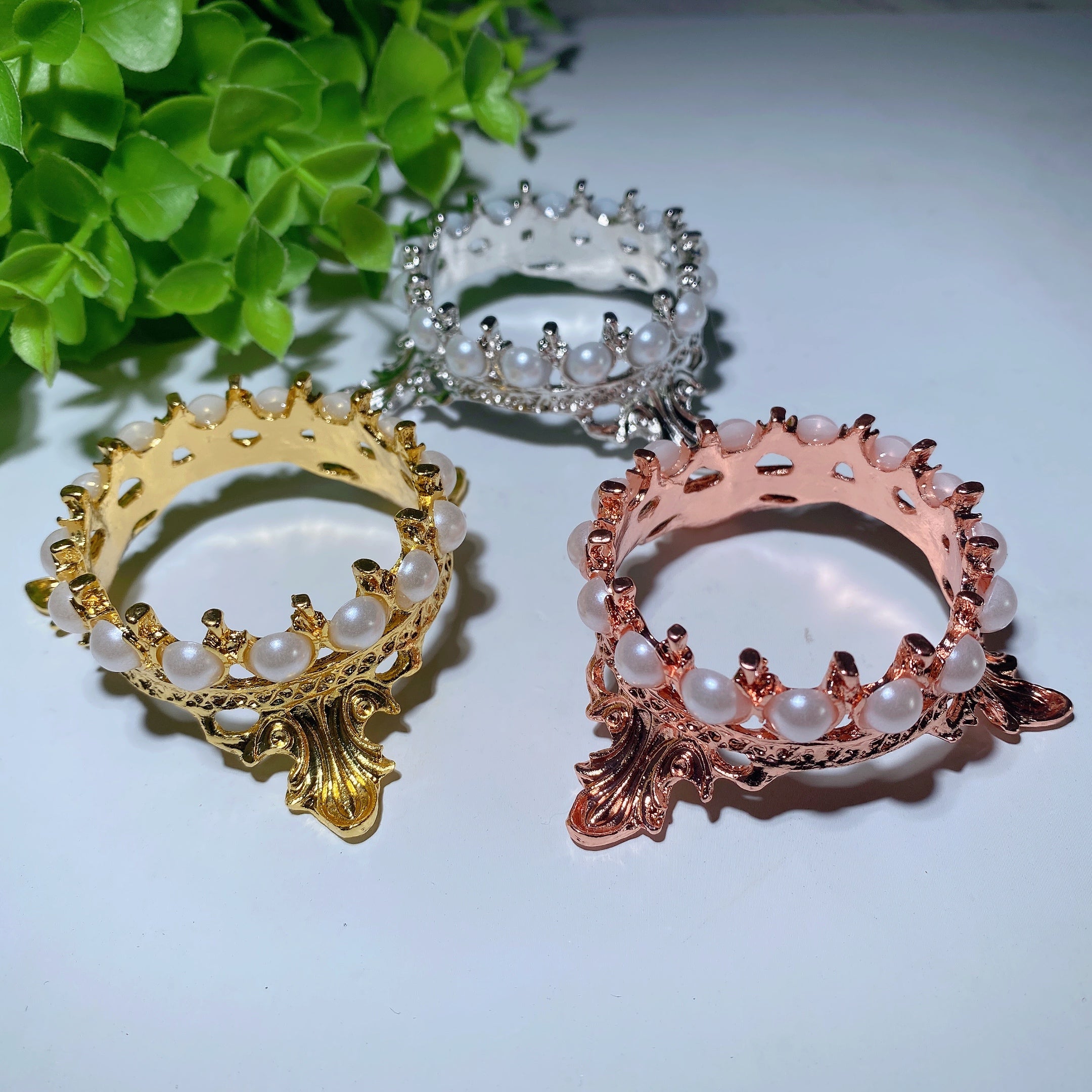 2.0 inch Metal Sphere Stand with Pearls for Crystal Display