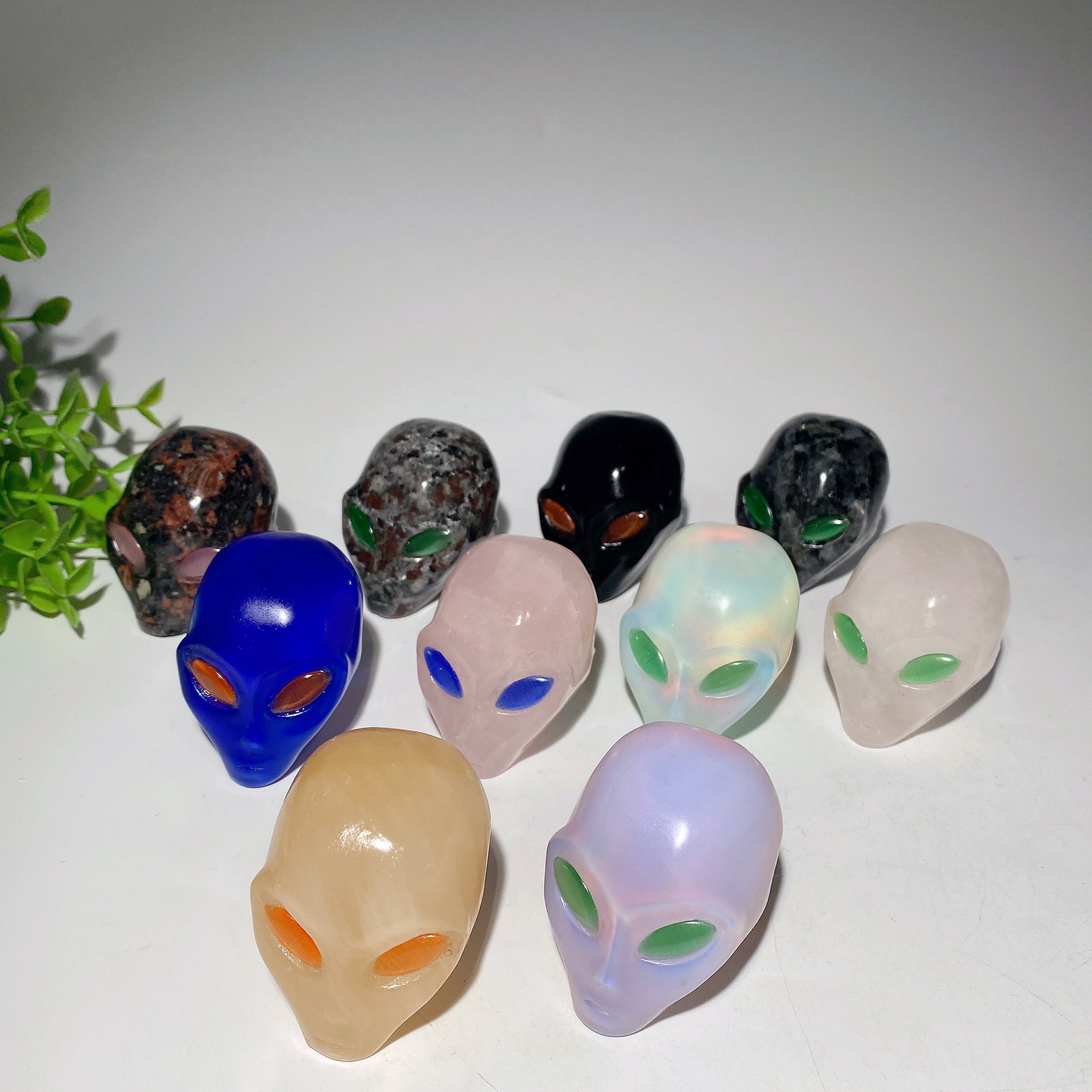 2.0 inch Mixed Crystal Alien Head Healing Figurine