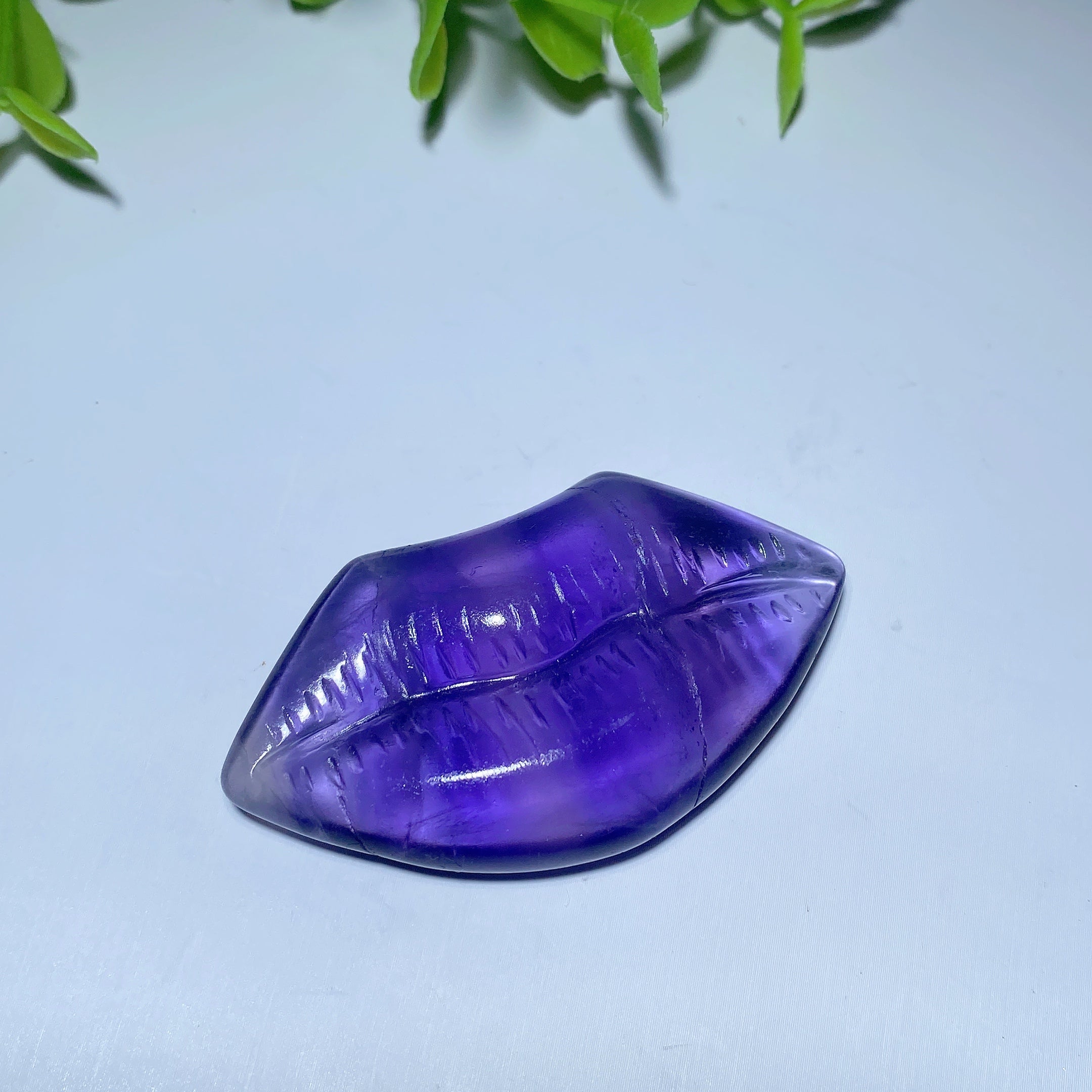 2.0 Inch Mixed Crystal Lips Carving Figurine for Healing