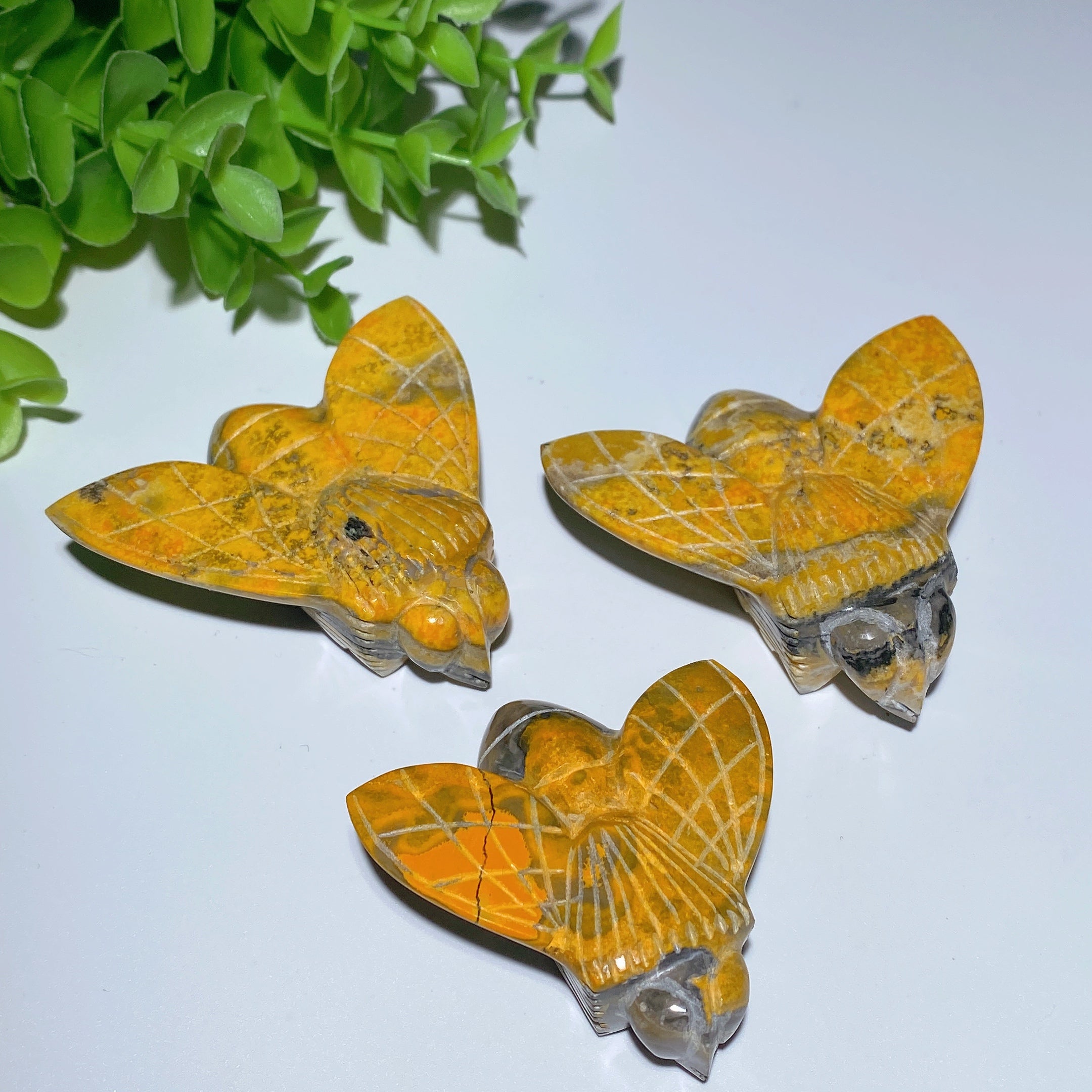 2.1-2.5 inch Bumblebee Jasper Bee Crystal Carving