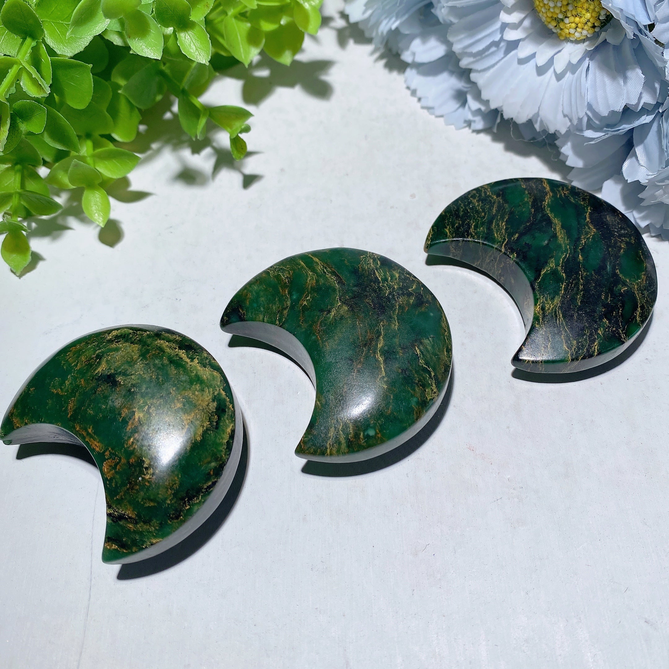 2 to 2.3 Inch Emerald Moon Crystal Carving for Healing