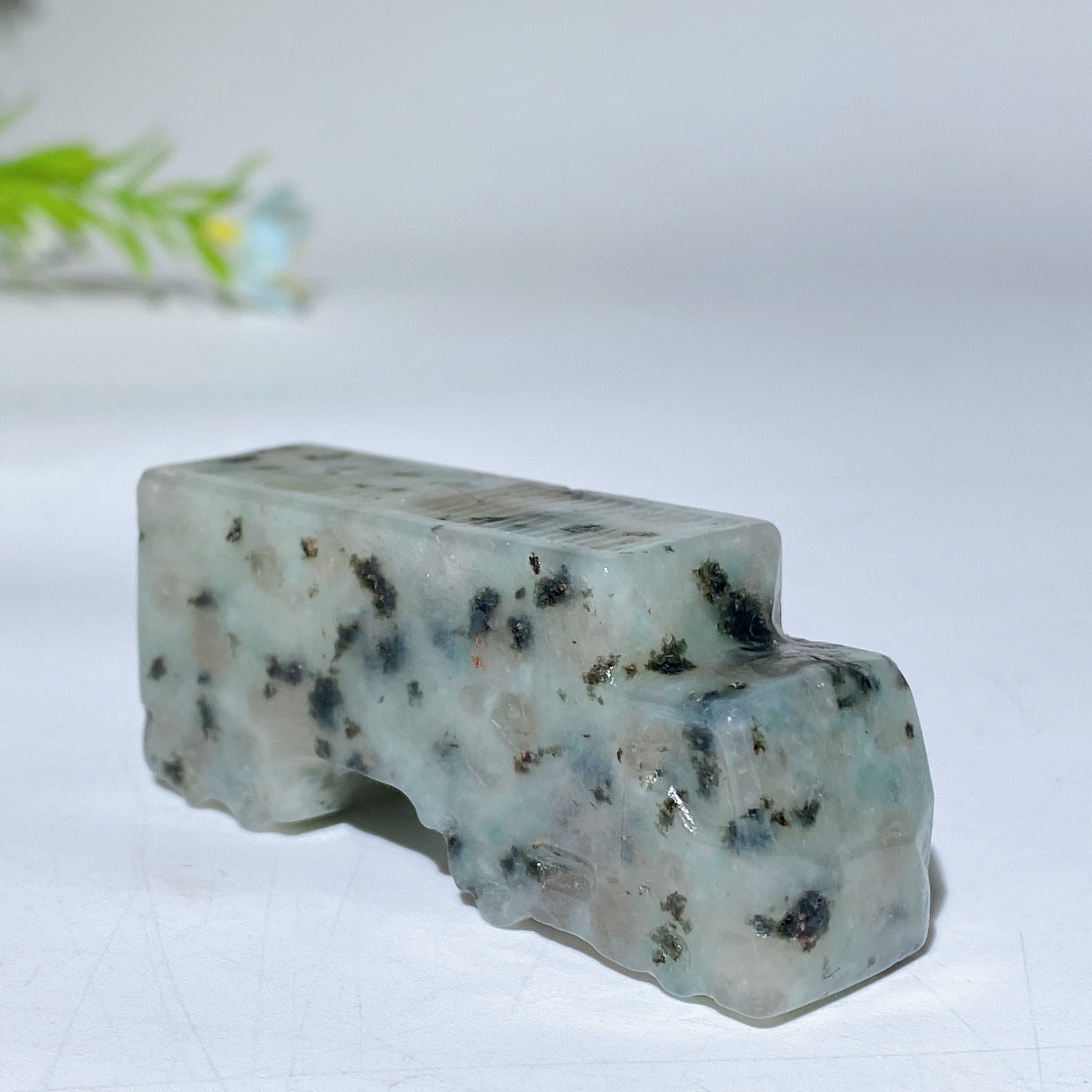 2.2 inch Crystal Figurine Carvings for Healing Energy