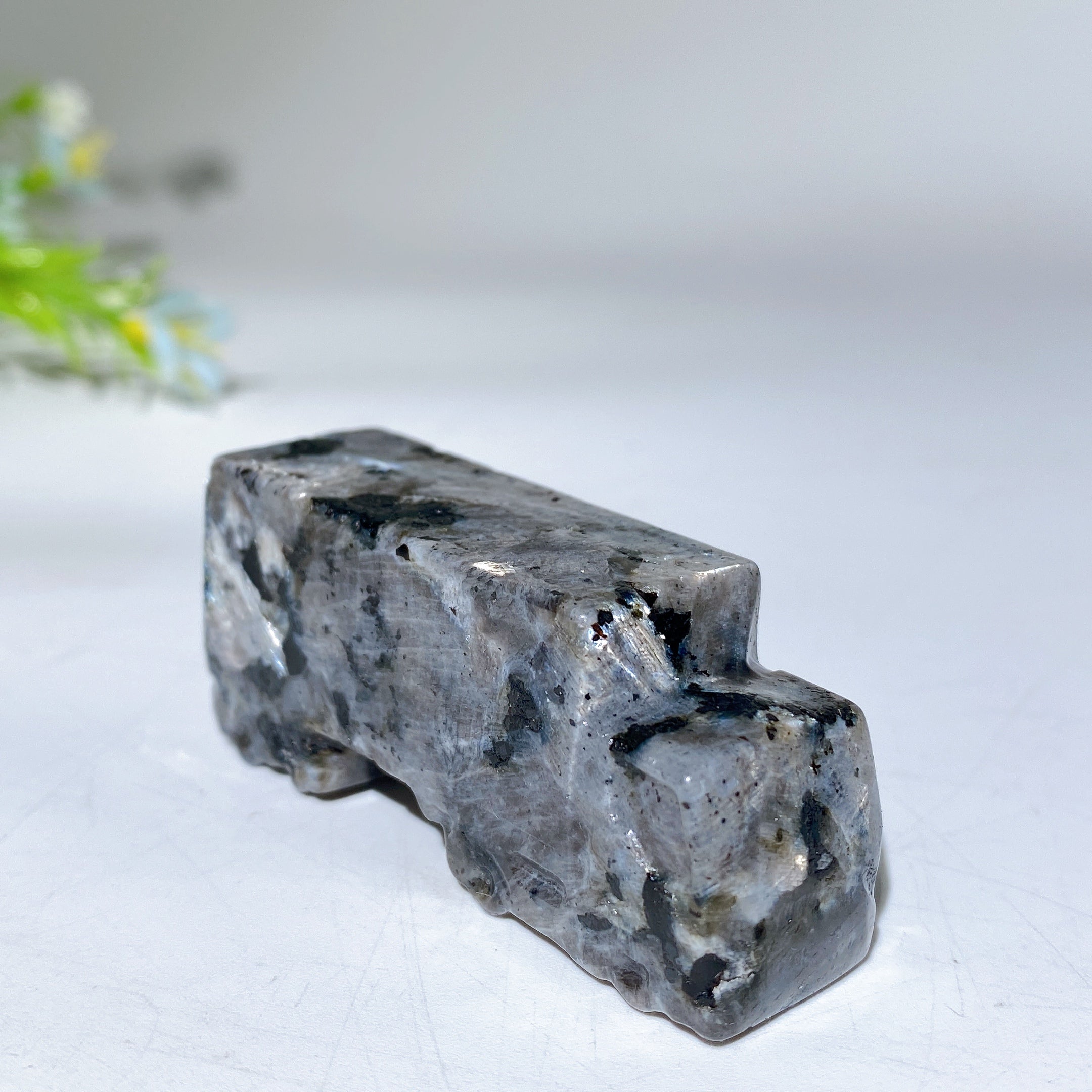 2.2 inch Crystal Figurine Carvings for Healing Energy